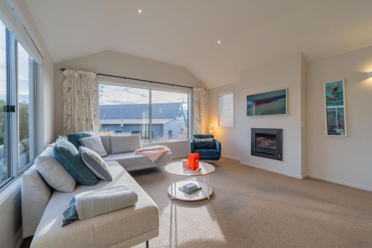Southland Sounds - Te Anau Holiday Home Zewnętrze zdjęcie