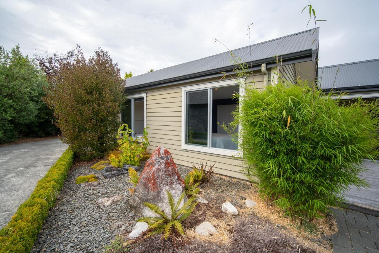 Southland Sounds - Te Anau Holiday Home Zewnętrze zdjęcie