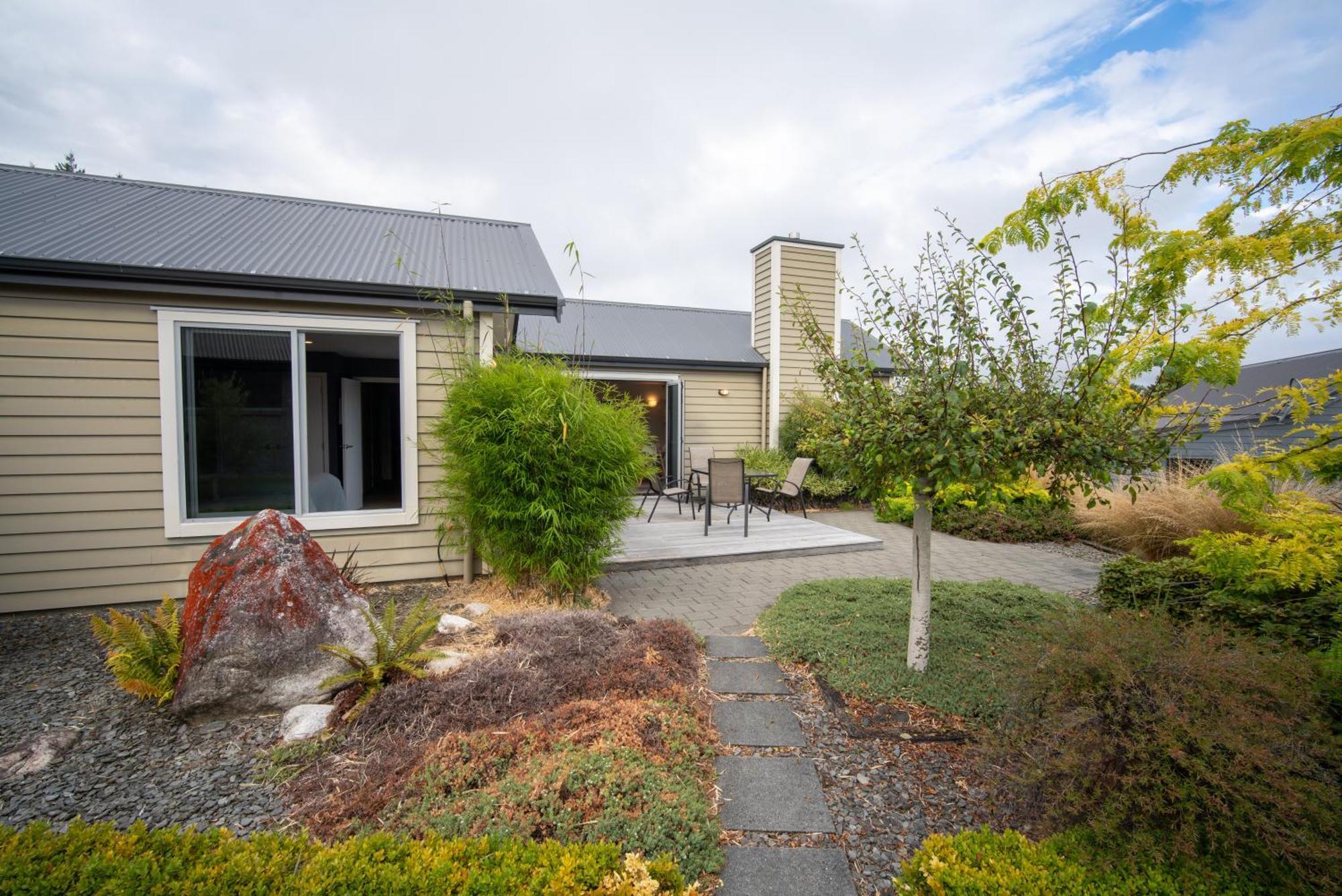 Southland Sounds - Te Anau Holiday Home Zewnętrze zdjęcie